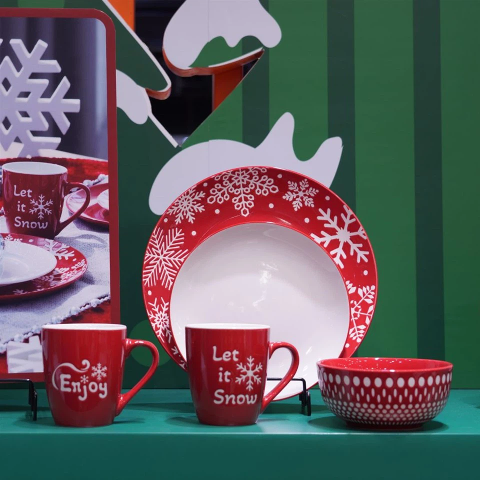 Christmas Red Snowflake 16-Piece Ceramic Dinnerware Set