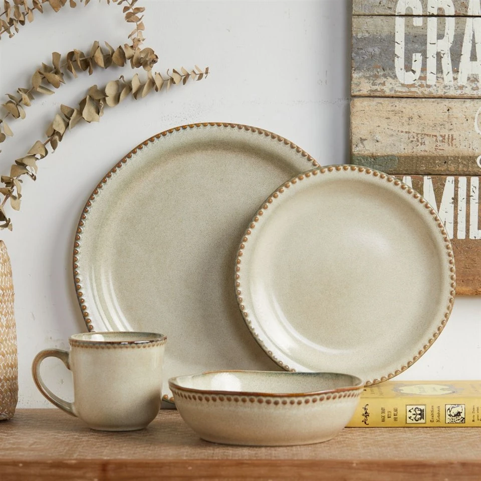 Meadow Dew Green & Cream 16 Piece Dinnerware Set, Service For 4